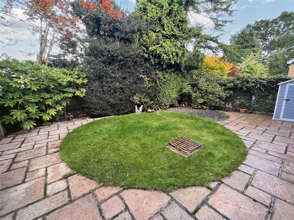 Gardens 2.jpg