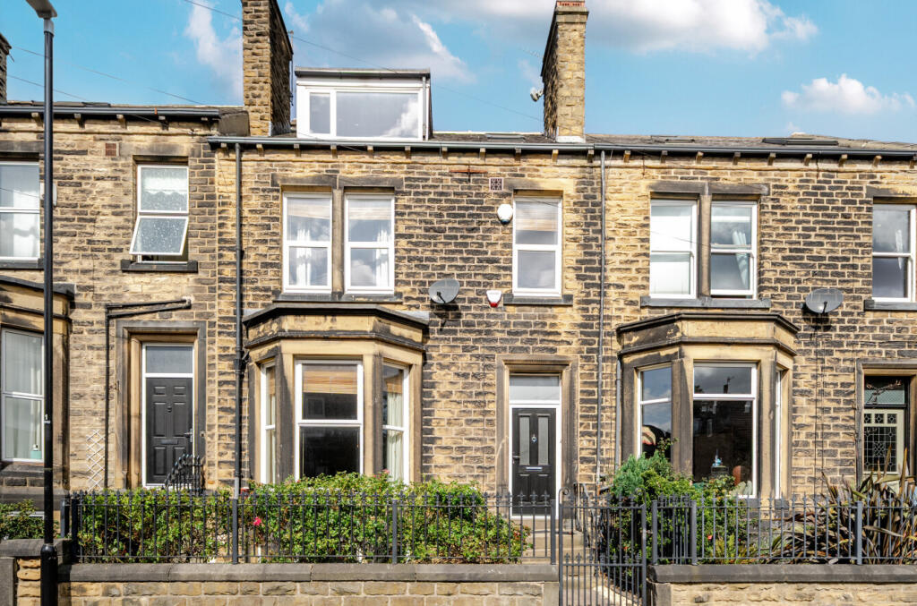 1334513-2-6895c95...