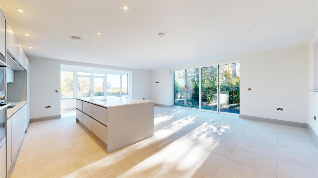 King Edwards Fields 5 Open Plan Living Area with K