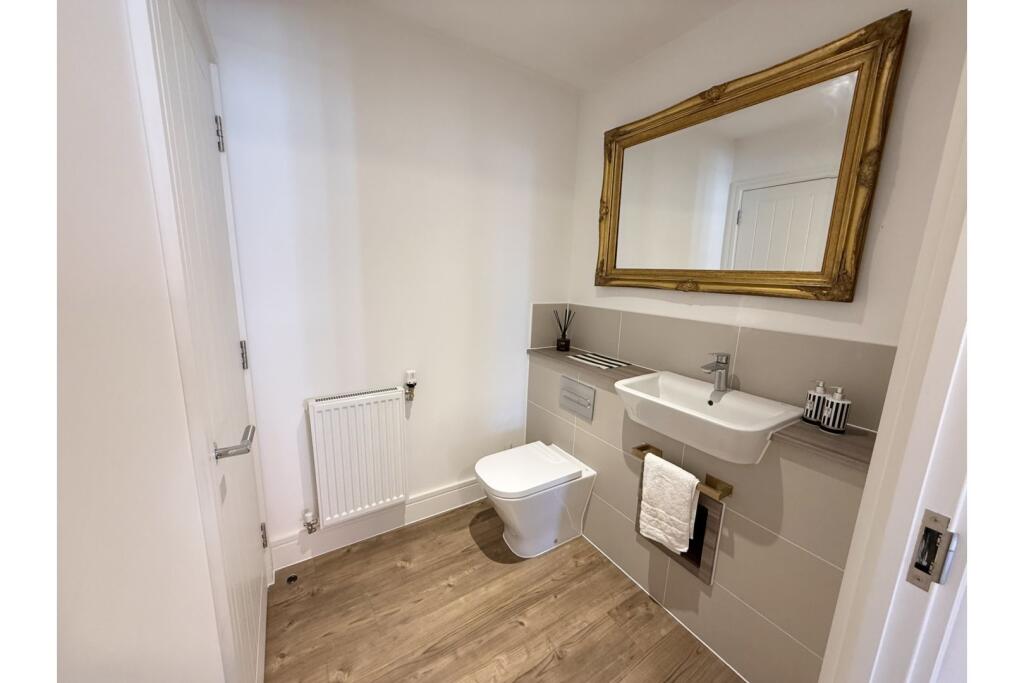 Downstairs Cloakroom