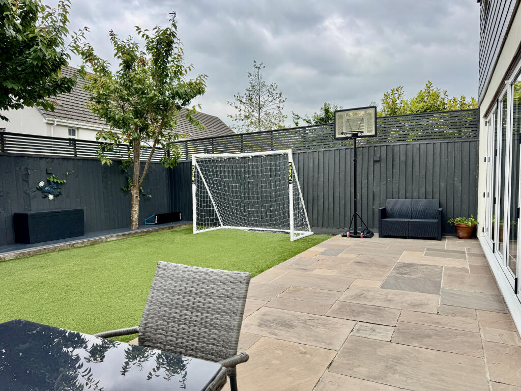 Enclosed Rear Garden