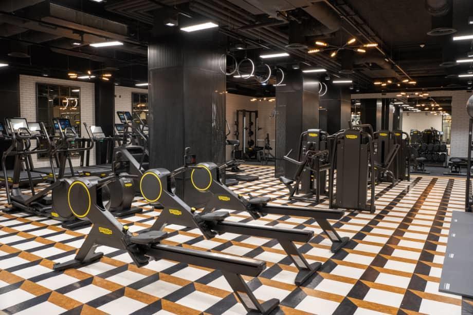 RESIDENTS GYM