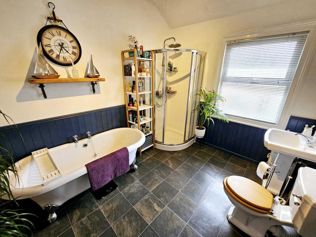 eafd52c7-4e2d-4803-8dfc-18ee1514d933