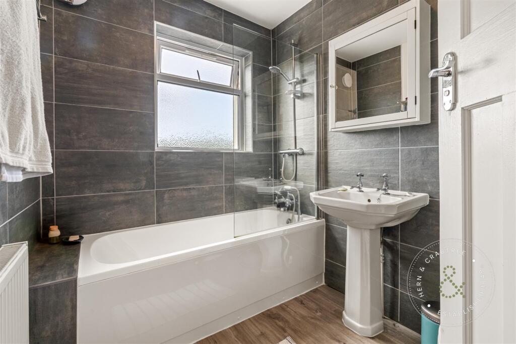 Bwlch Road, Fairwater, Hern Crabtree (32).jpg