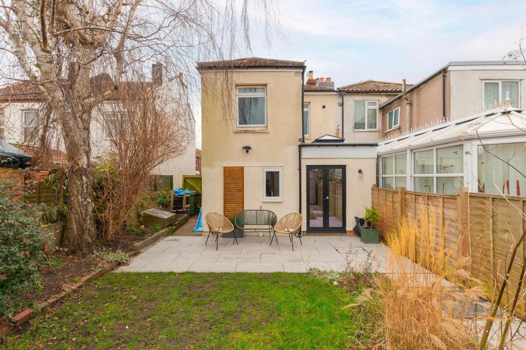 0R6RFS - External C.jpg