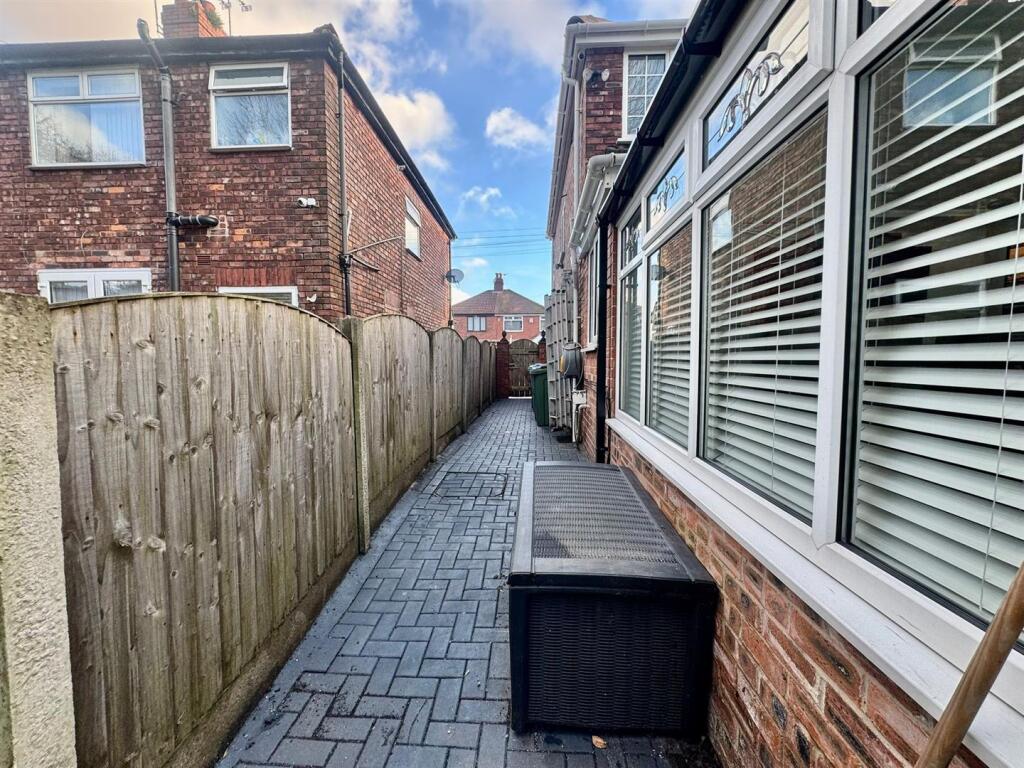 WhatsApp Image 2026-01-07 at 16.40.44 (1).jpeg