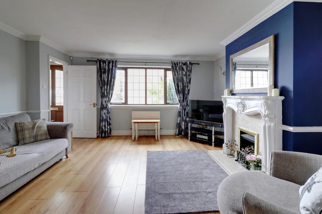4. Living Room 2