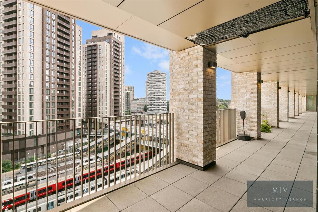 Flat 98, Vita Apartments MV-13.jpg