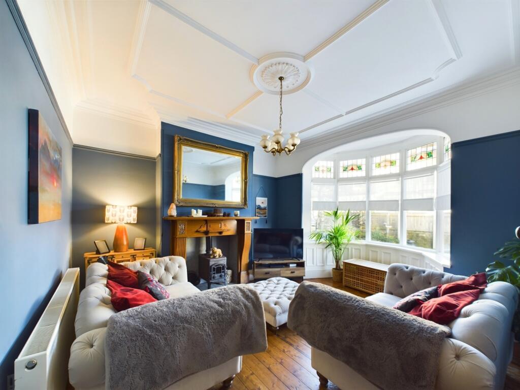 CAM02195G0-PR0059-STILL014