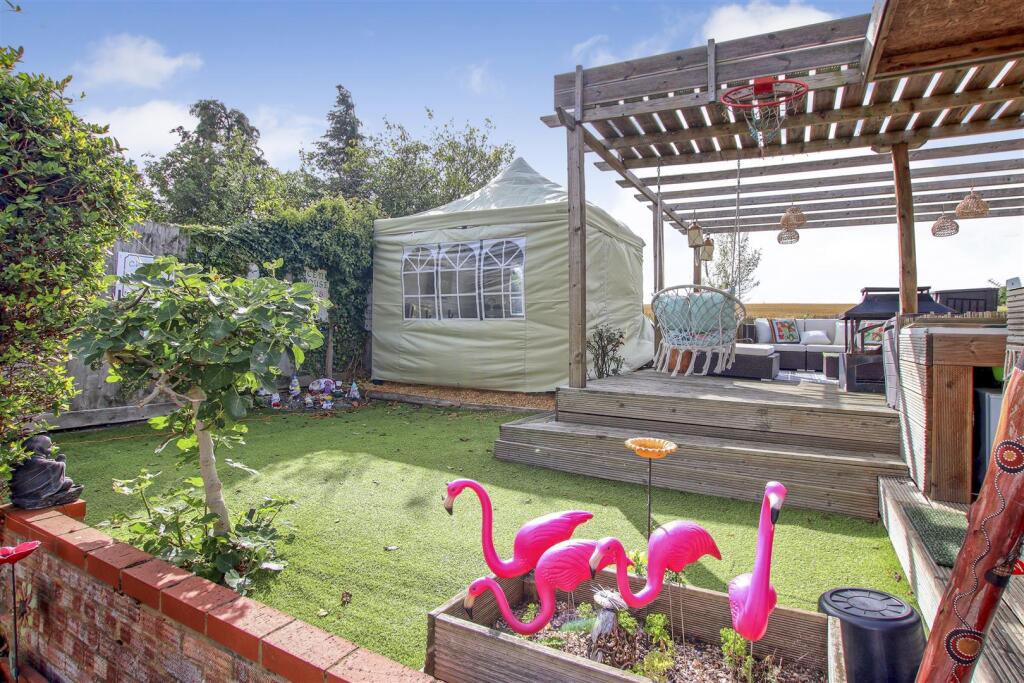 Garden 3.jpg