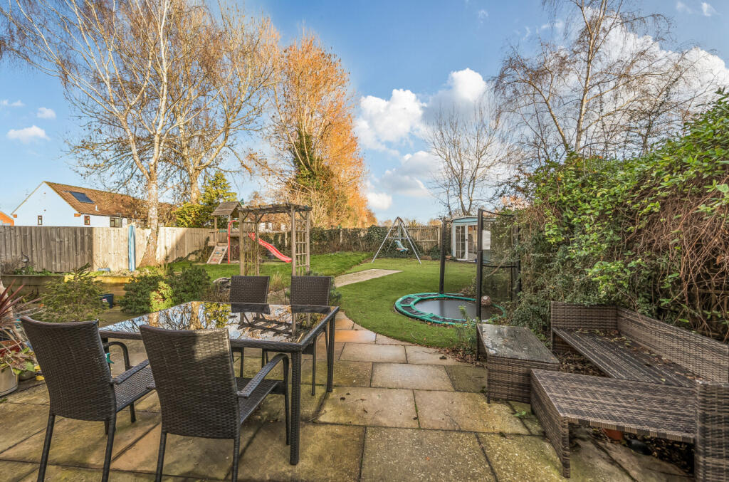 13928643695e67028a2fcarw