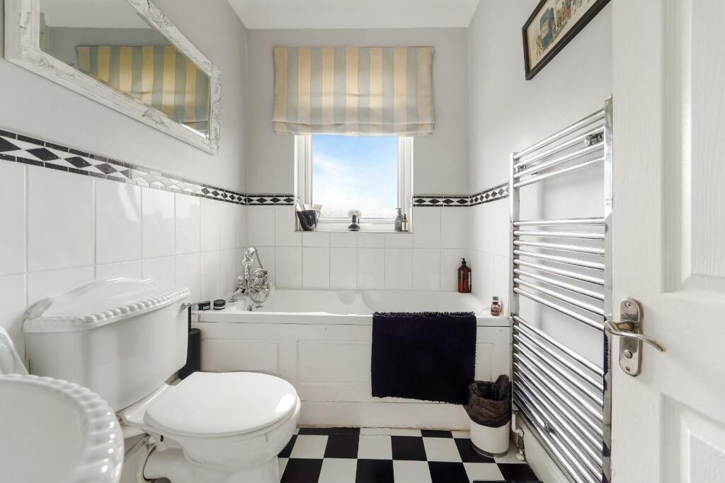 STONELEIGH AVENUE (30).jpg