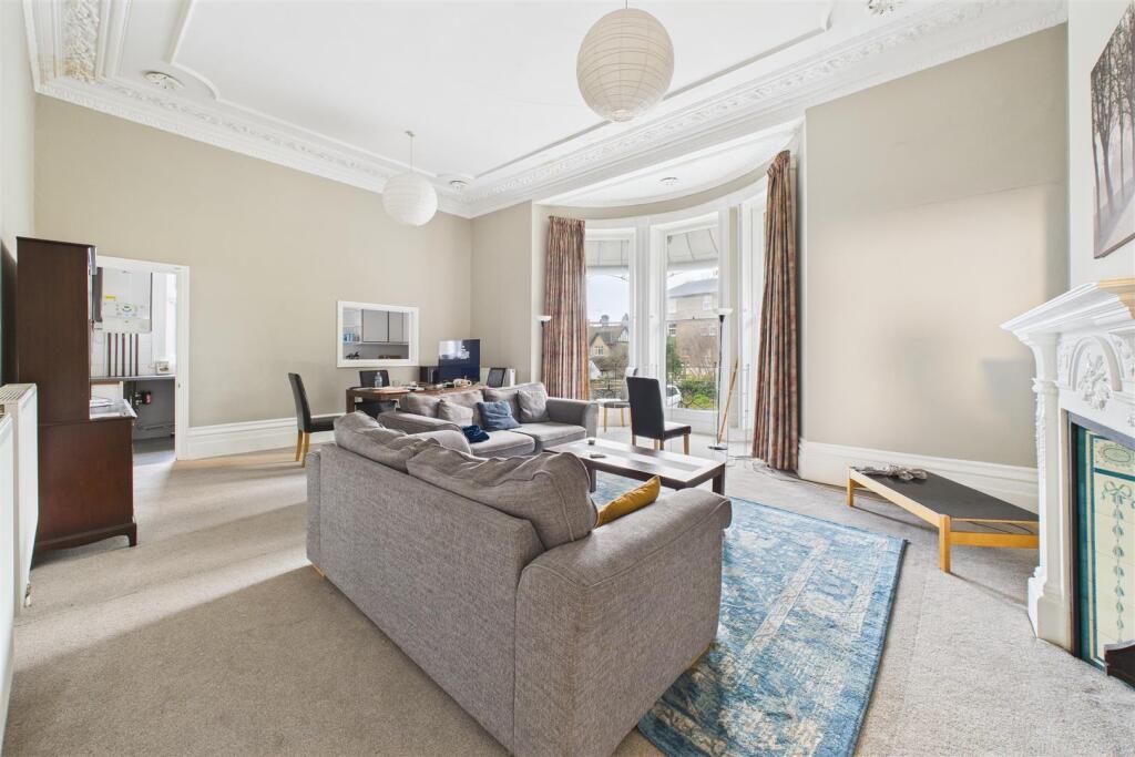 Flat 2, 21 Tyndalls Park Road, Clifton, Bristol BS