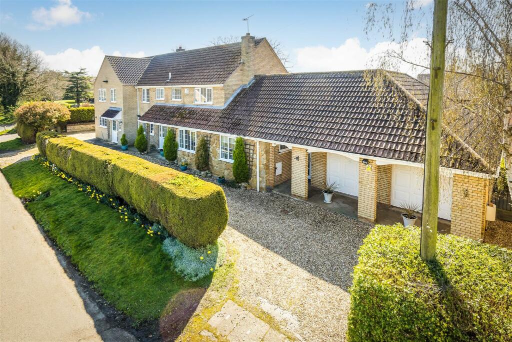 15 High Street, Scampton LN1 2SE-3.jpg