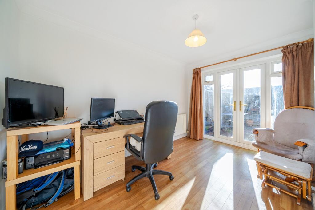 1385232-11-692f0786484a8