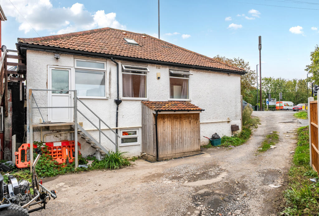 1358720-3-68e50d3...