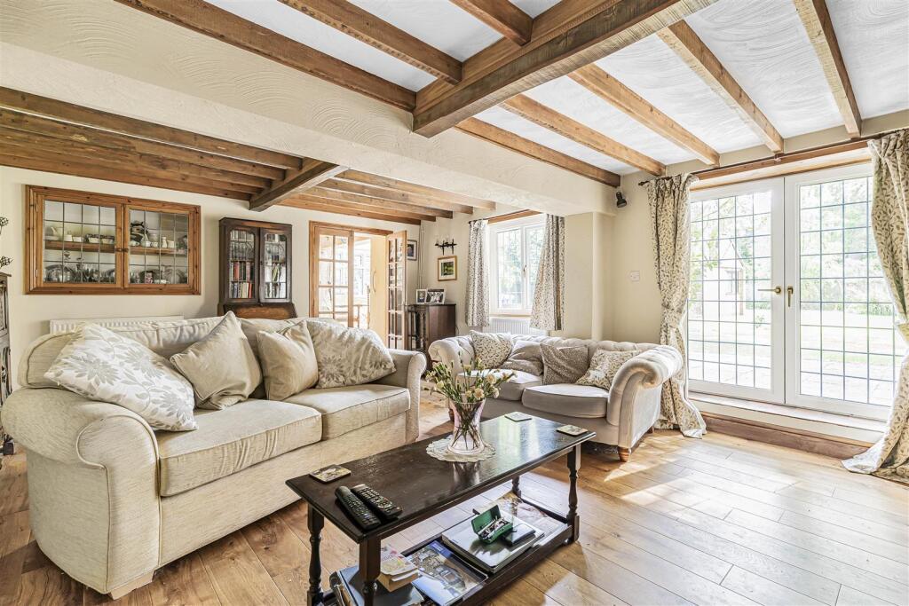 Vale Cottage, 4 Butchers Lane, Pattishall (9).JPG