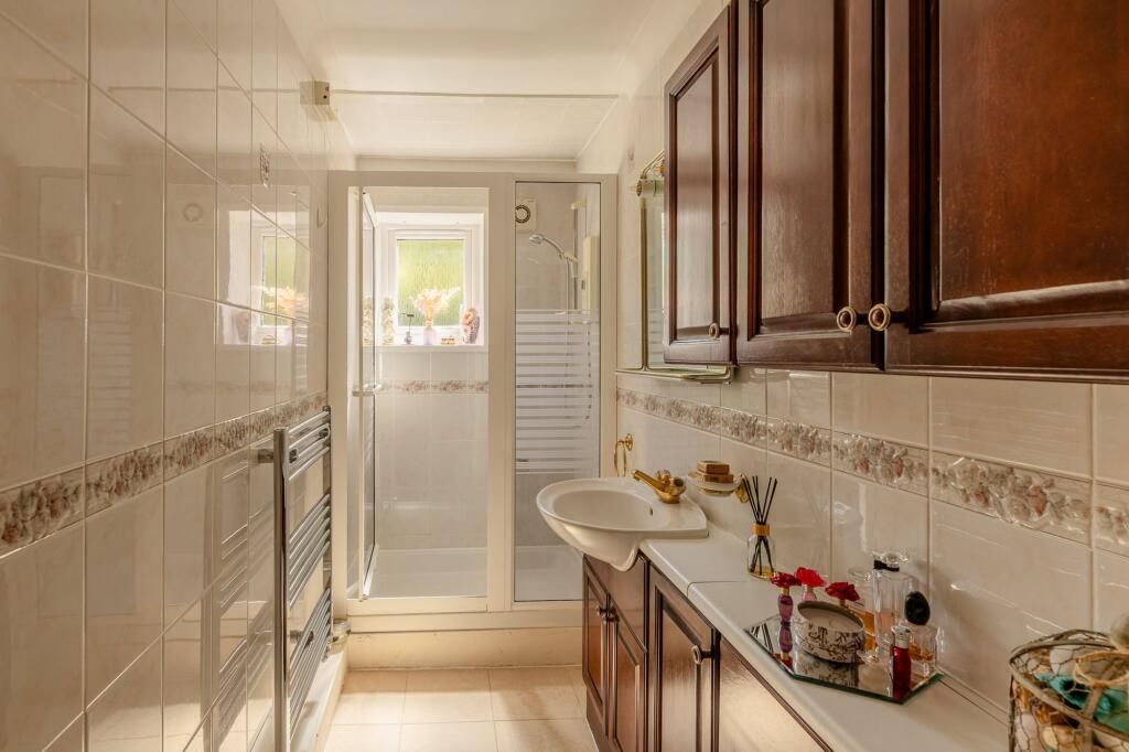 Groundfloor Shower Room