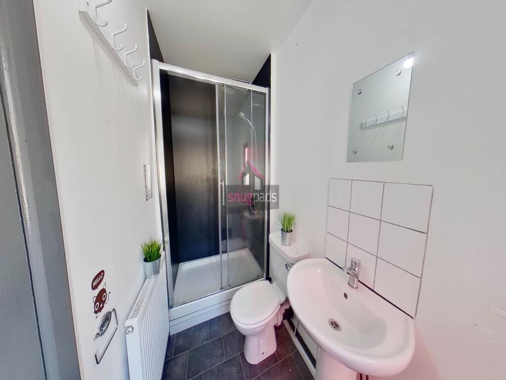 GrdFlrBathroom