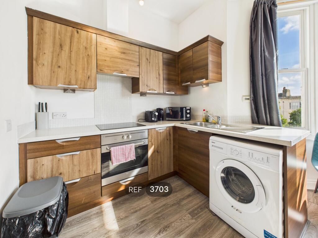 Kitchen / Living area