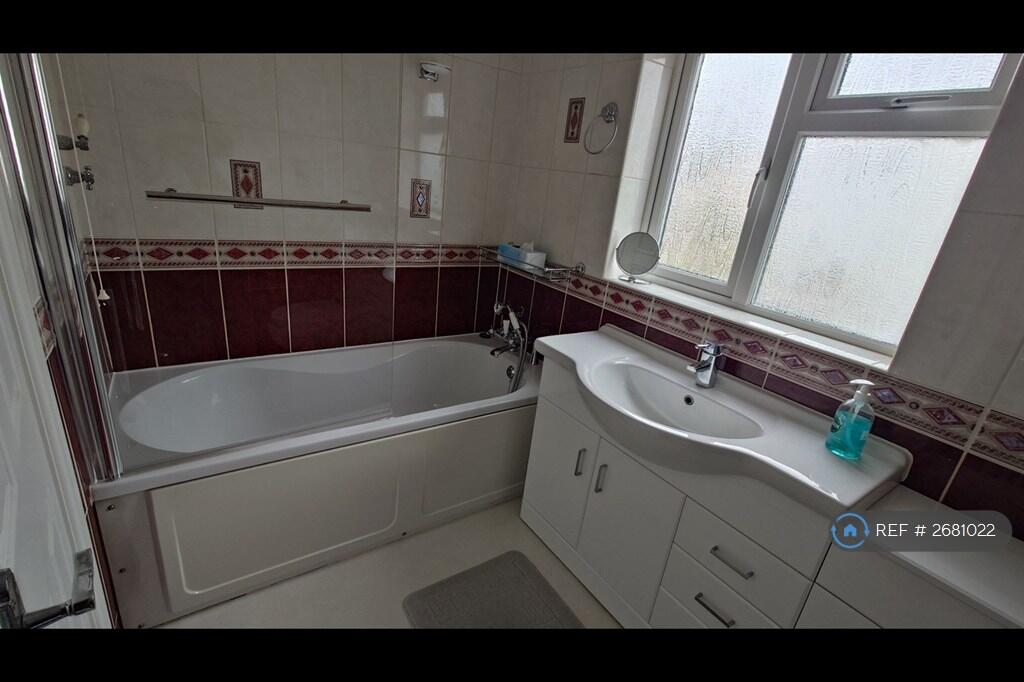 Main Bathroom