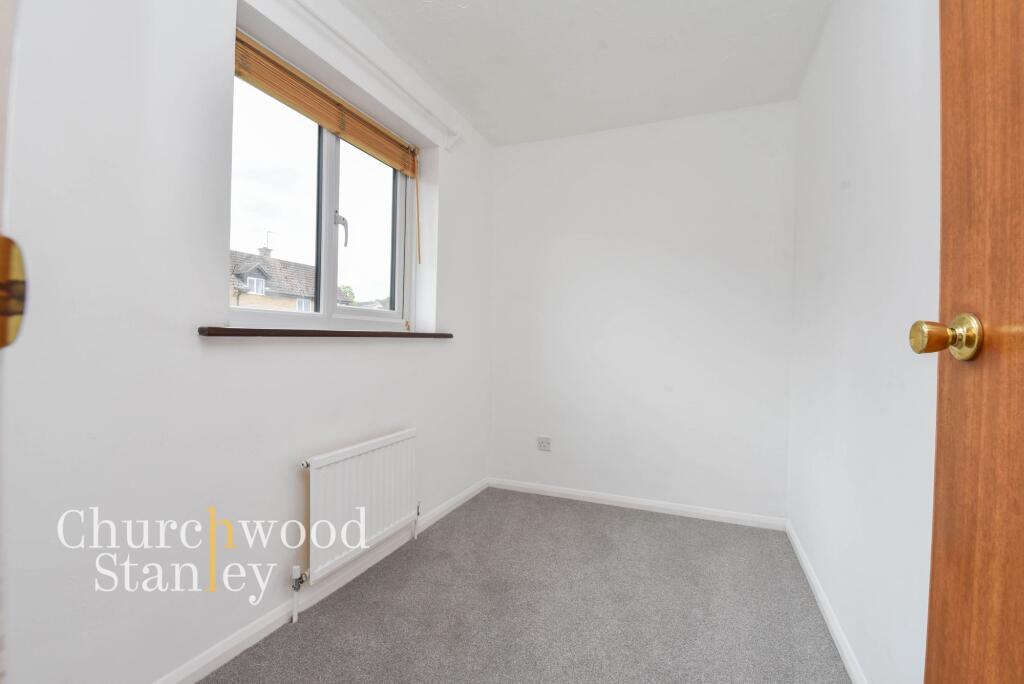 Fourth bedroom