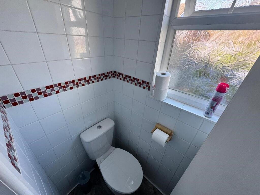 wc.jpg