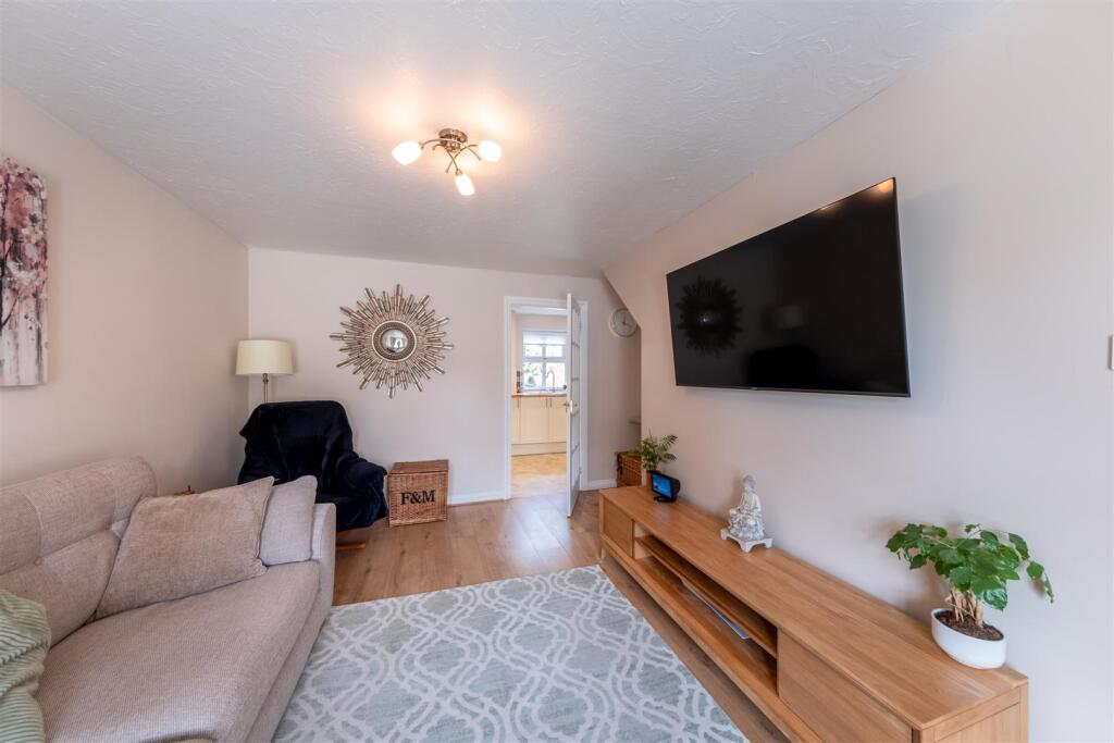 4 Hazelmere Close-016.jpg