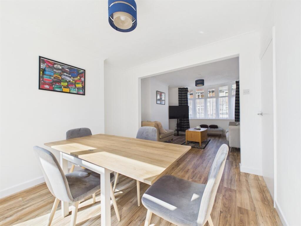 CAM03736G0-PR0115-STILL014 copy.jpg