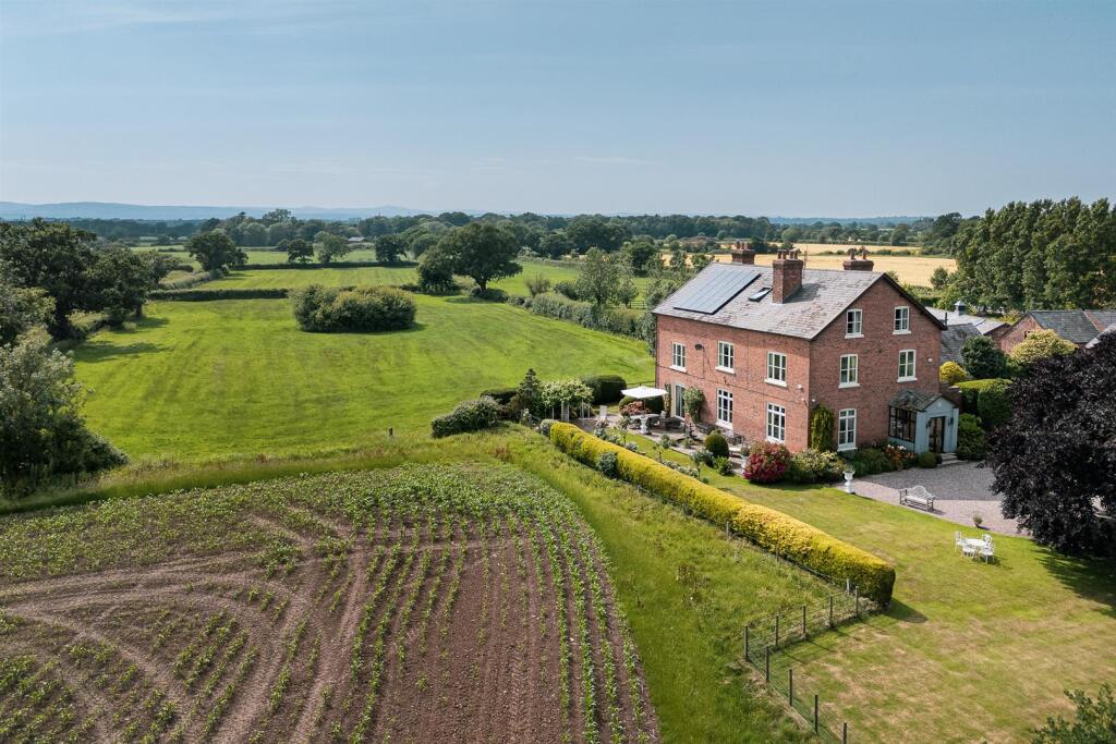 golborne_manor_3.jpg