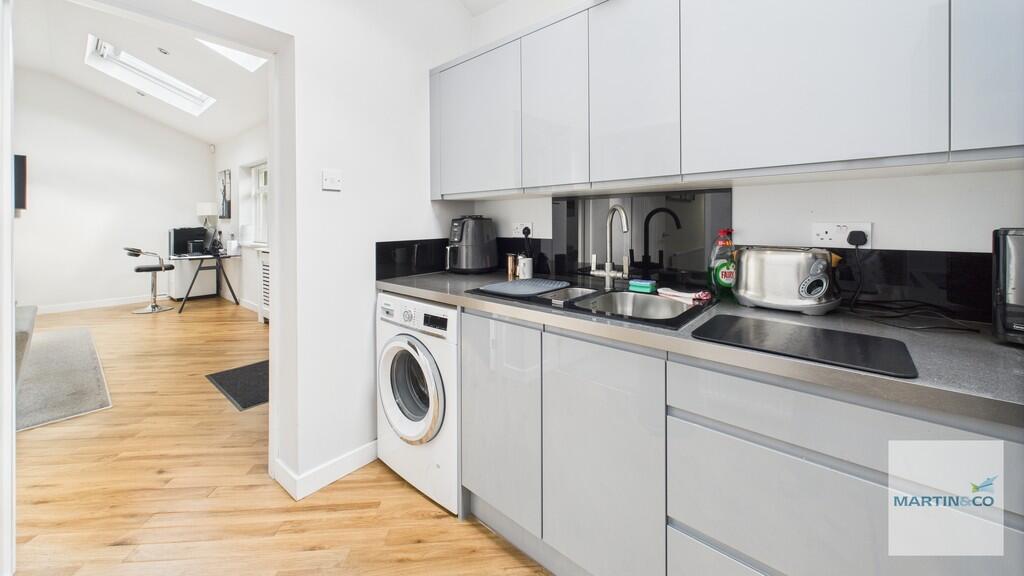 CAM03663G0-PR0173...