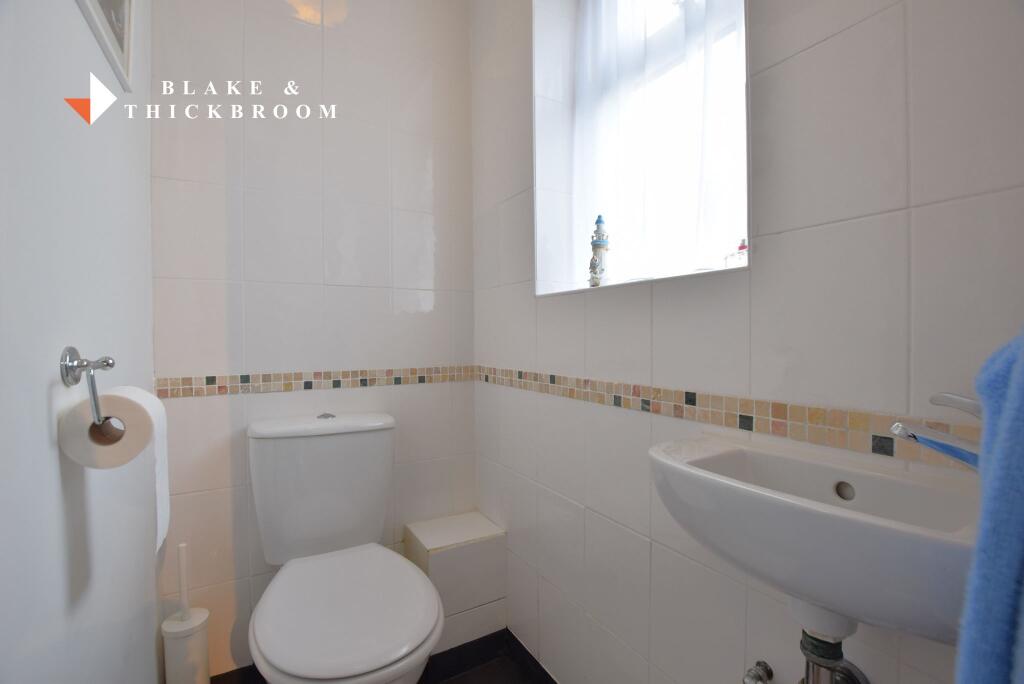 SEPARATE WC