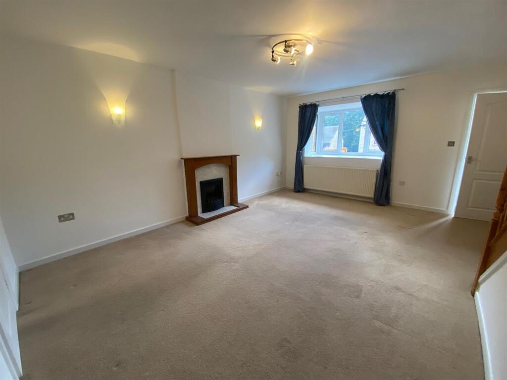 LOUNGE.jpg