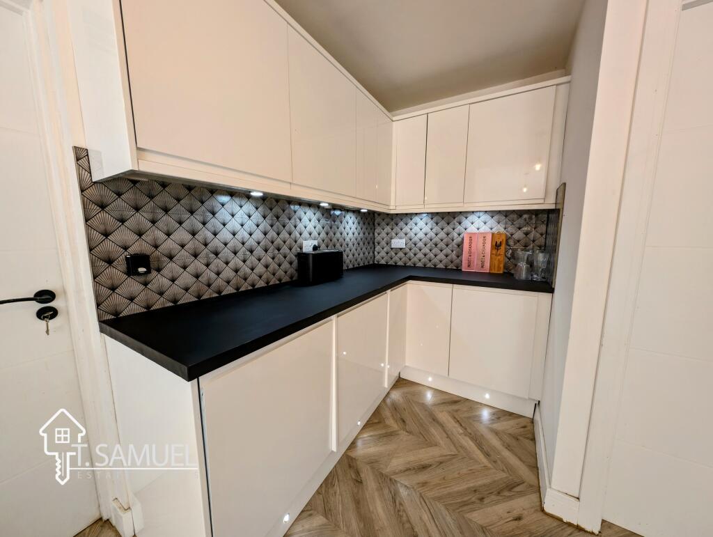 Kitchen diner