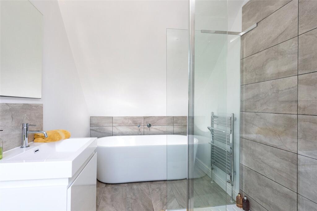 En Suite One
