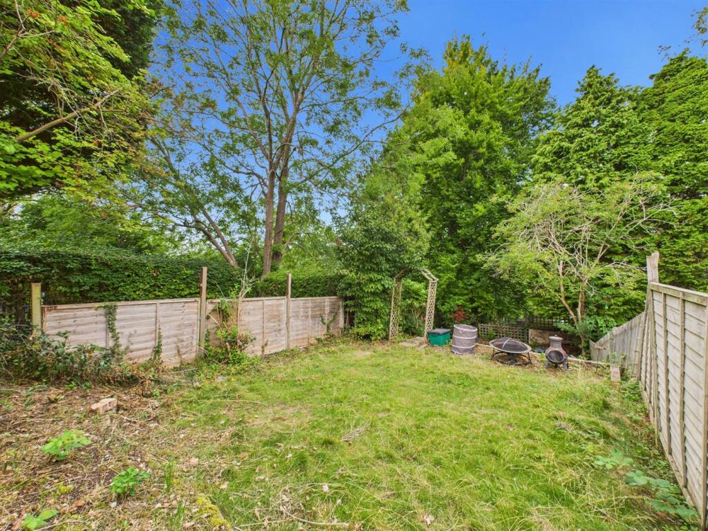 CAM02885G0-PR0448-STILL019.jpg