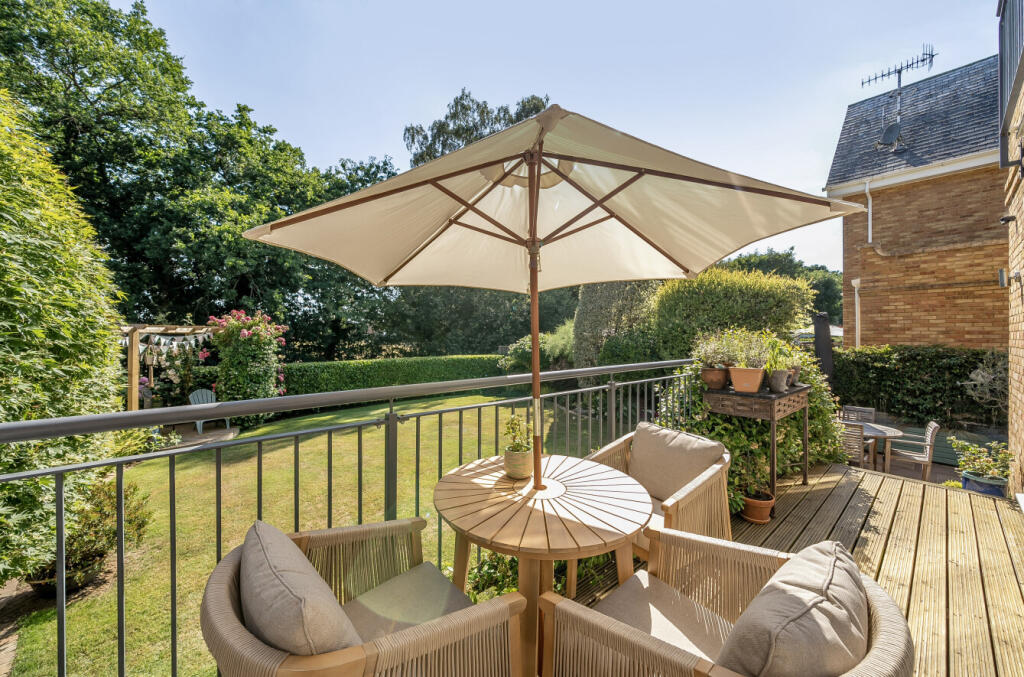 1320970-3-68713bd...