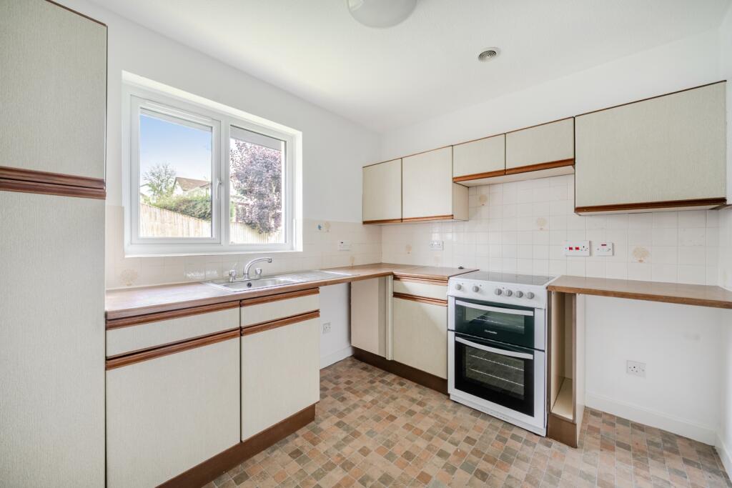 1361259-15-68dbd52568236