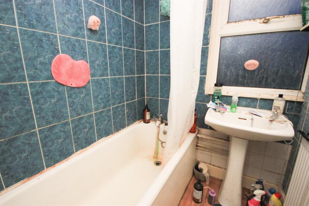 bathroom.JPG