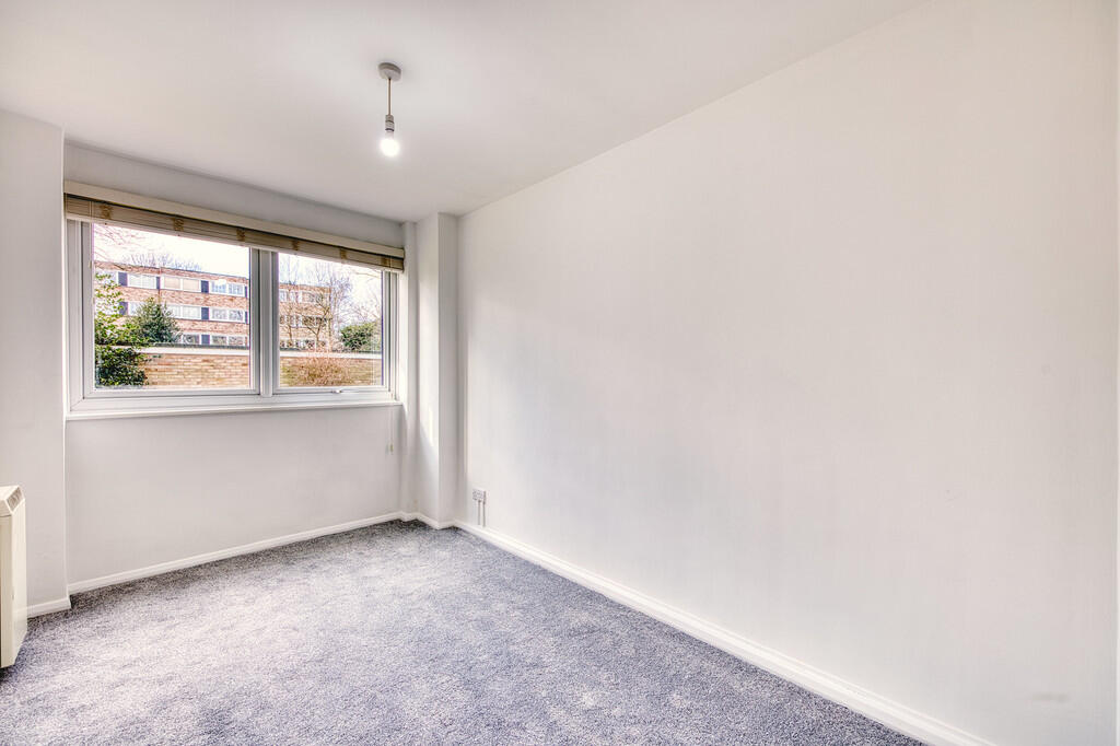 Bedroom2a