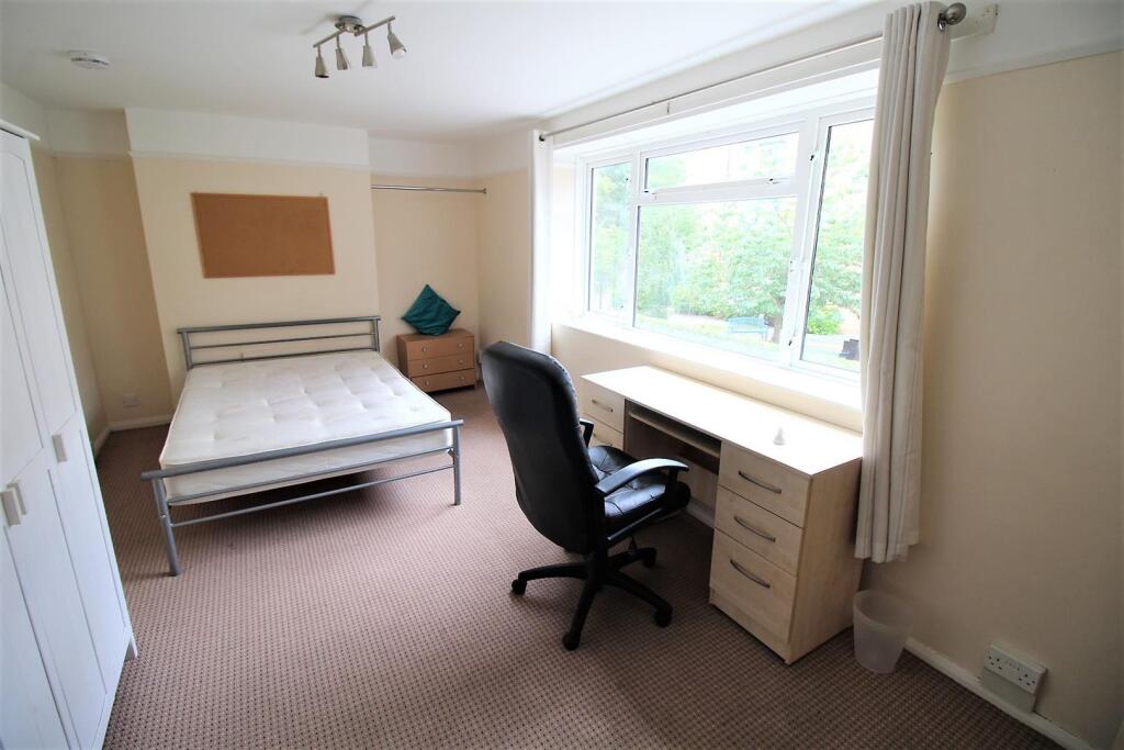 Room 2 x.jpg