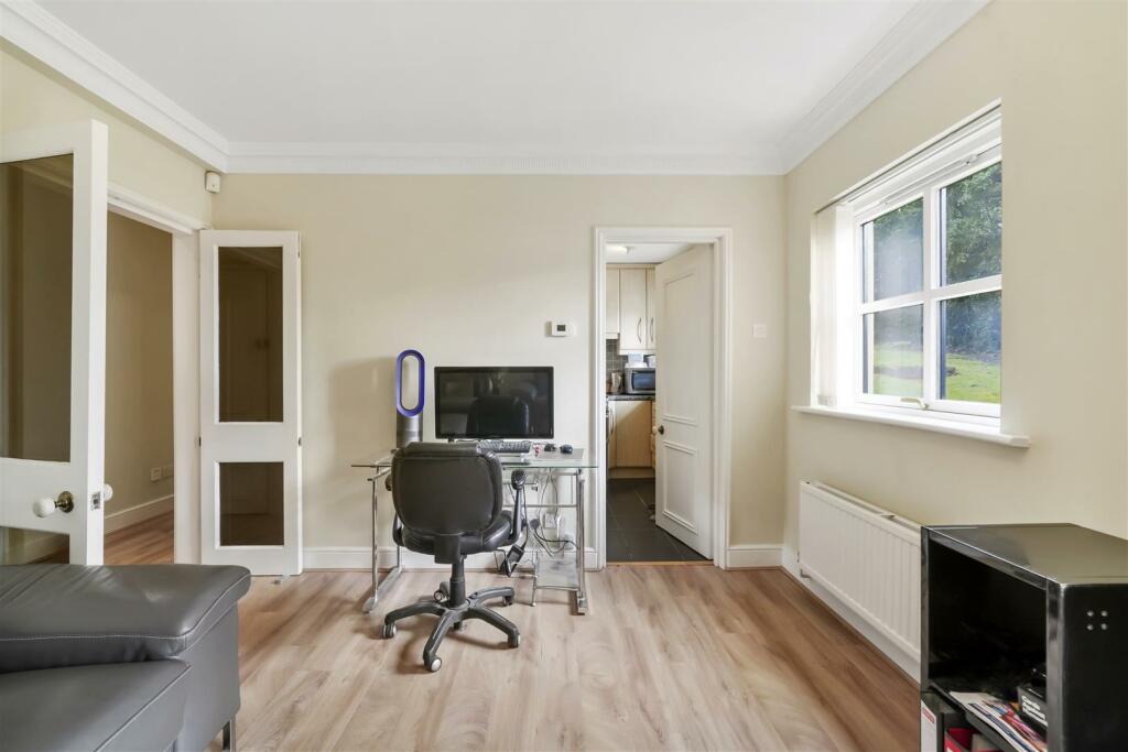 Flat 1, Highlawn Hall - YP0Ti0k9hoadrBCJu7ba.jpg