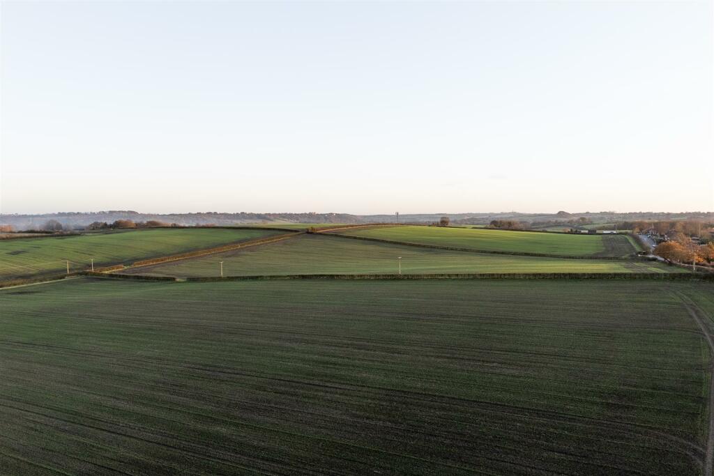Drones-4.jpg