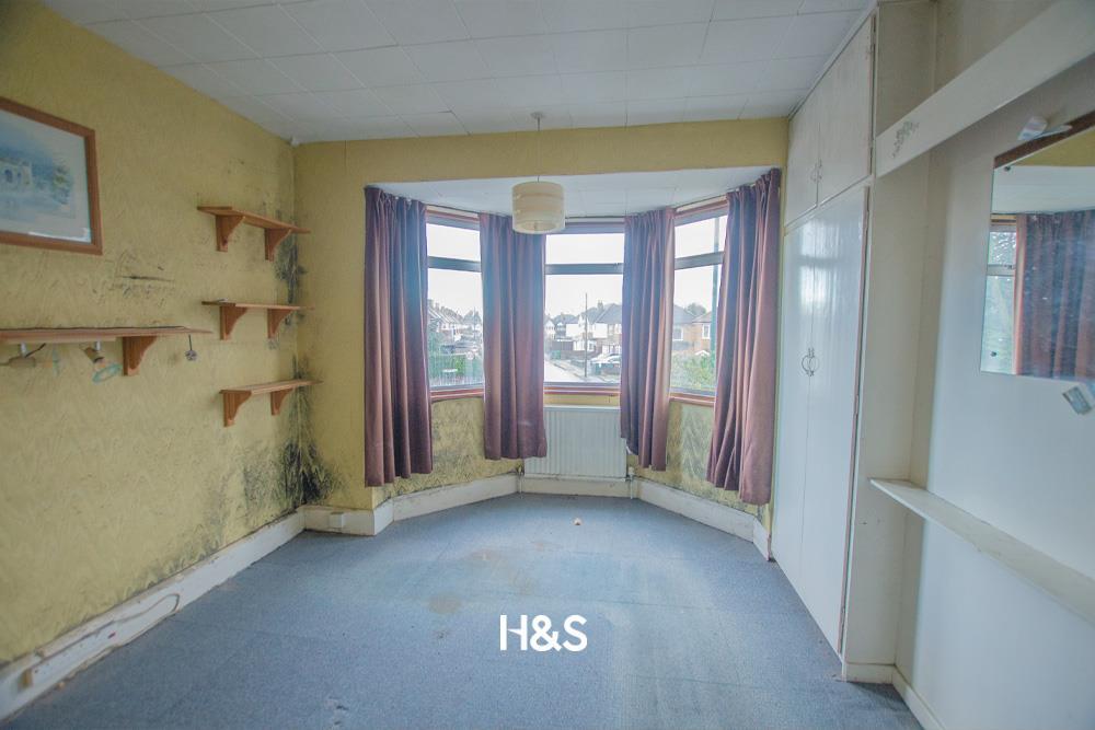 marshall lake road - bedroom 1.jpg