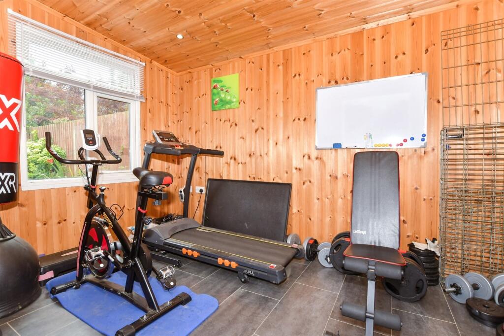 Workshop/Outbuildings