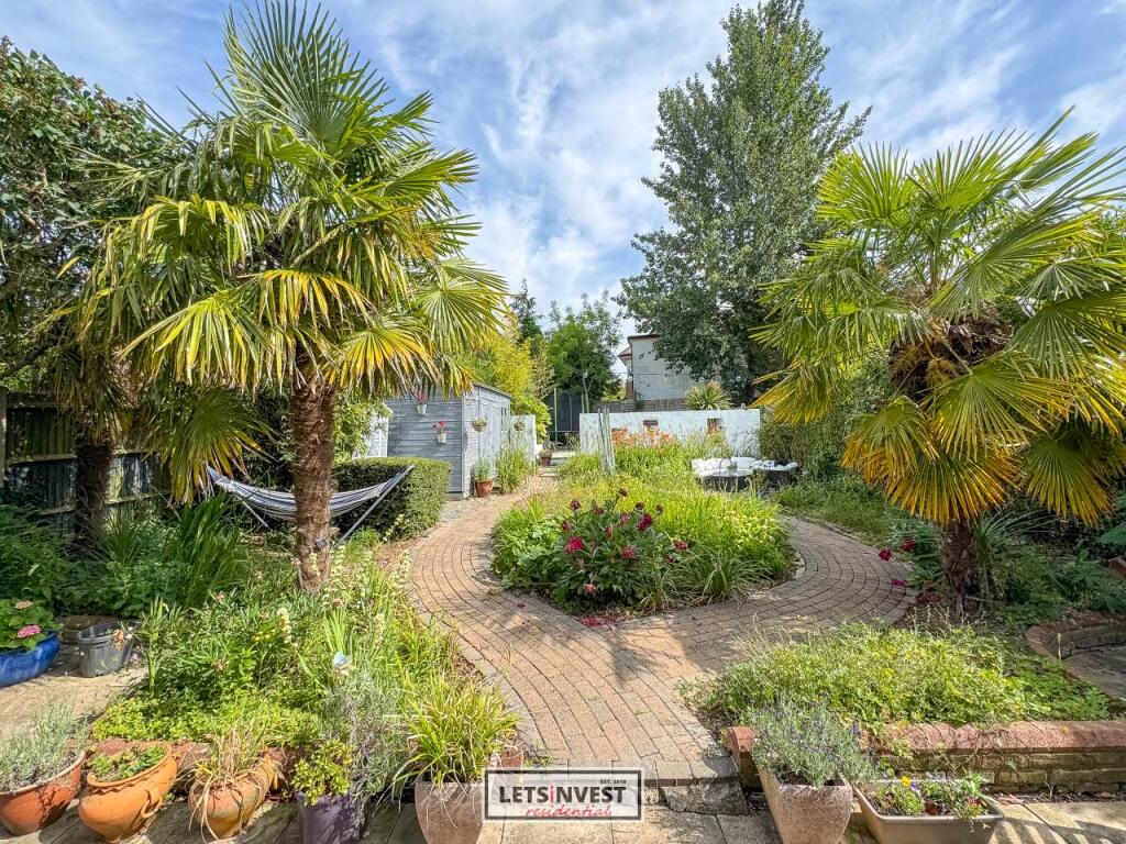 1 Hillside Road-27