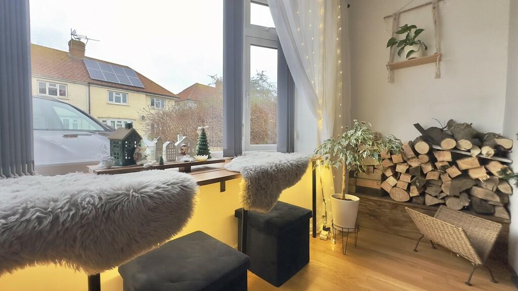 9E495F00-BB54-473...