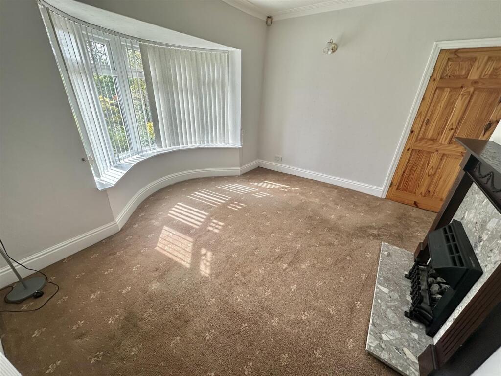 147 Dale Lane - 1.jpg
