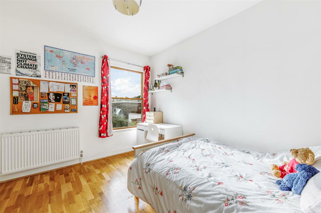 52 Coldershaw Road-15.jpg