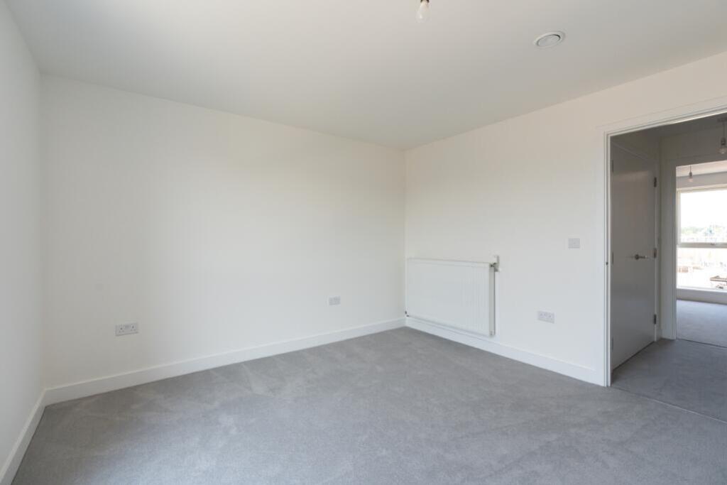 10516_10689183_IMG_08_0000